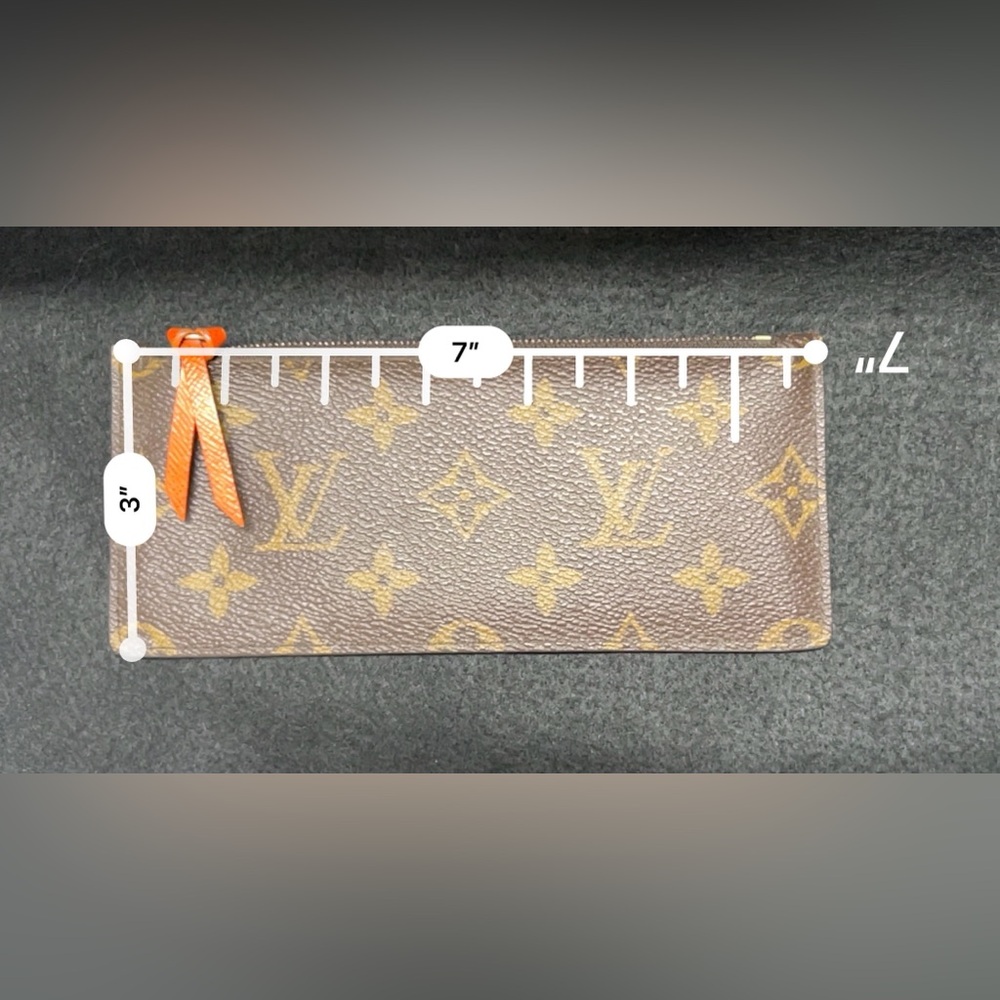 Louis Vuitton Pallas MM Monogram Shoulder Bag - Picture 11 of 17
